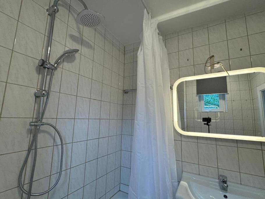Townhouse Fuer 10 Personen Mit Garten اسلنغن المظهر الخارجي الصورة